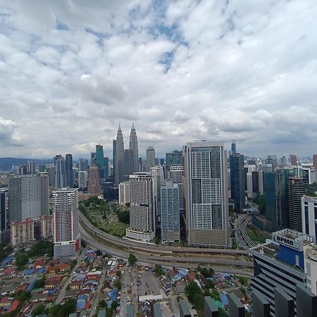 Lx 39A Balcony Klcc View 1 Bedroom Infinity Pool Kuala Lumpur Exterior photo