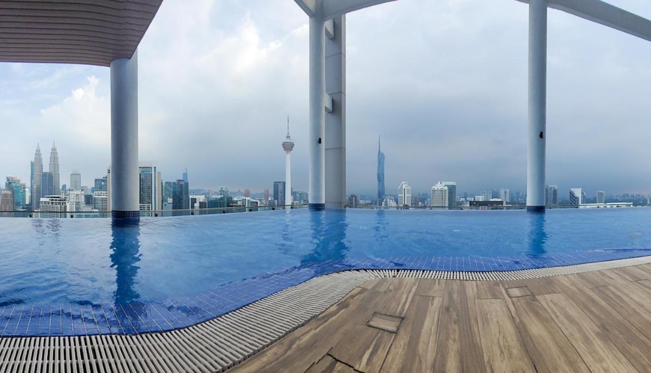 Lx 39A Balcony Klcc View 1 Bedroom Infinity Pool Kuala Lumpur Exterior photo